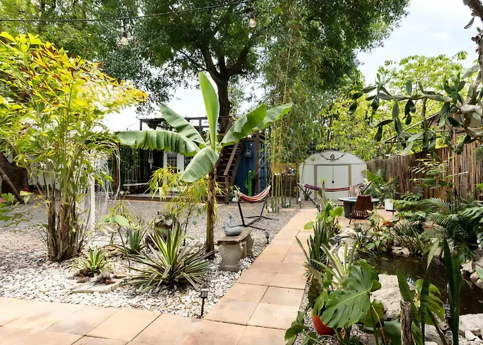 Cozy Af Tiny-House Oasis
