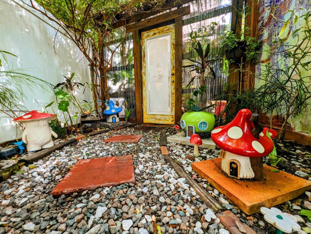 Cozy Af Tiny-house Oasis *